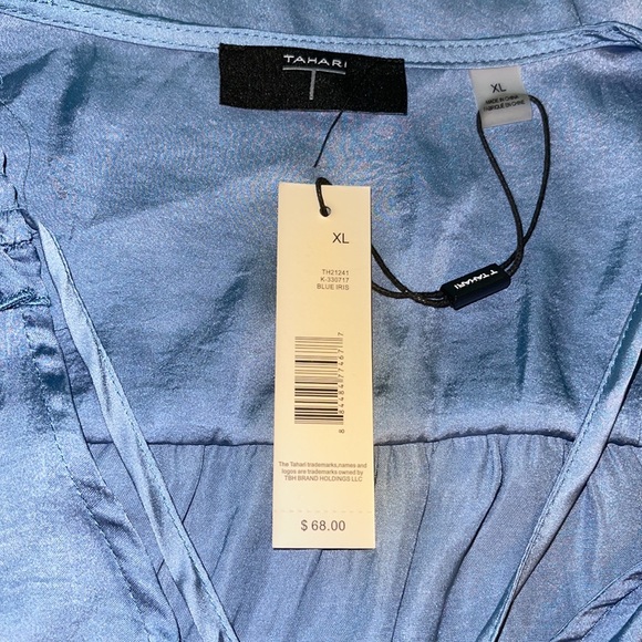 Tahari soft blue satin blouse - Picture 8 of 9